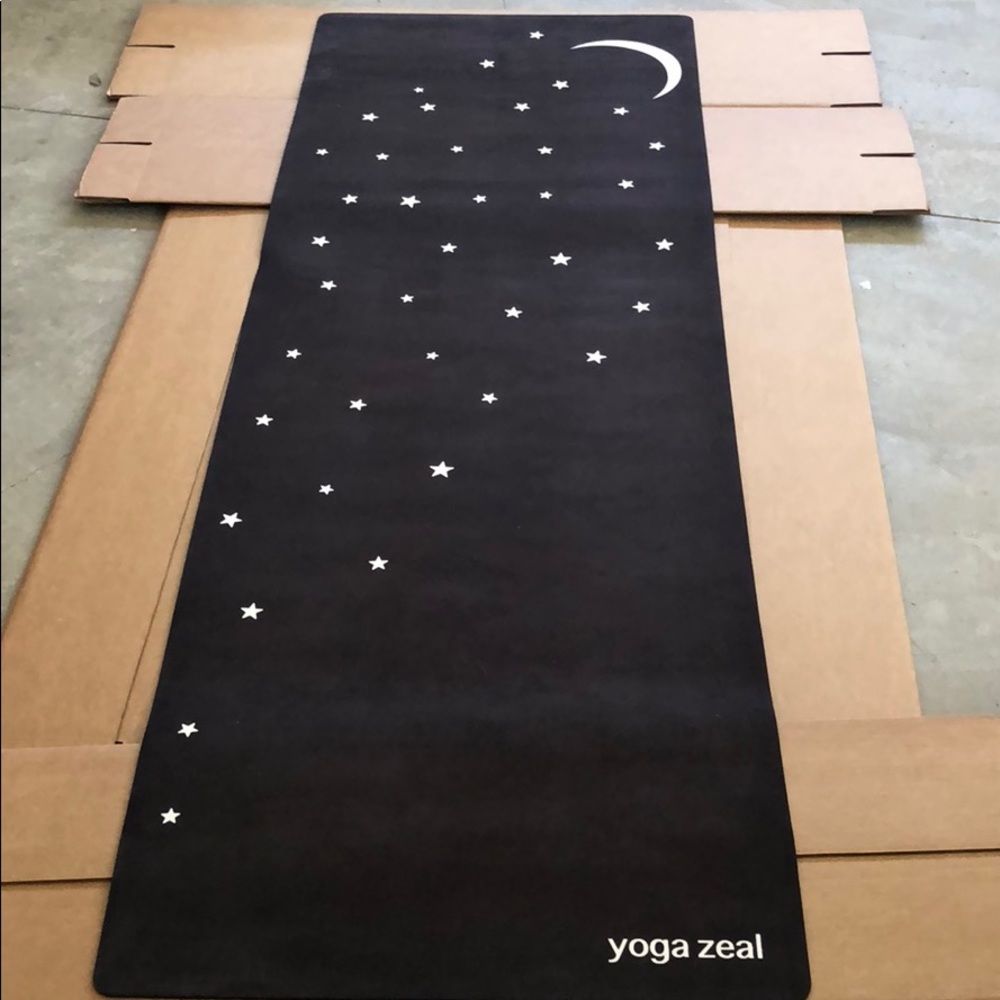 Moon and Stars Mat in Black